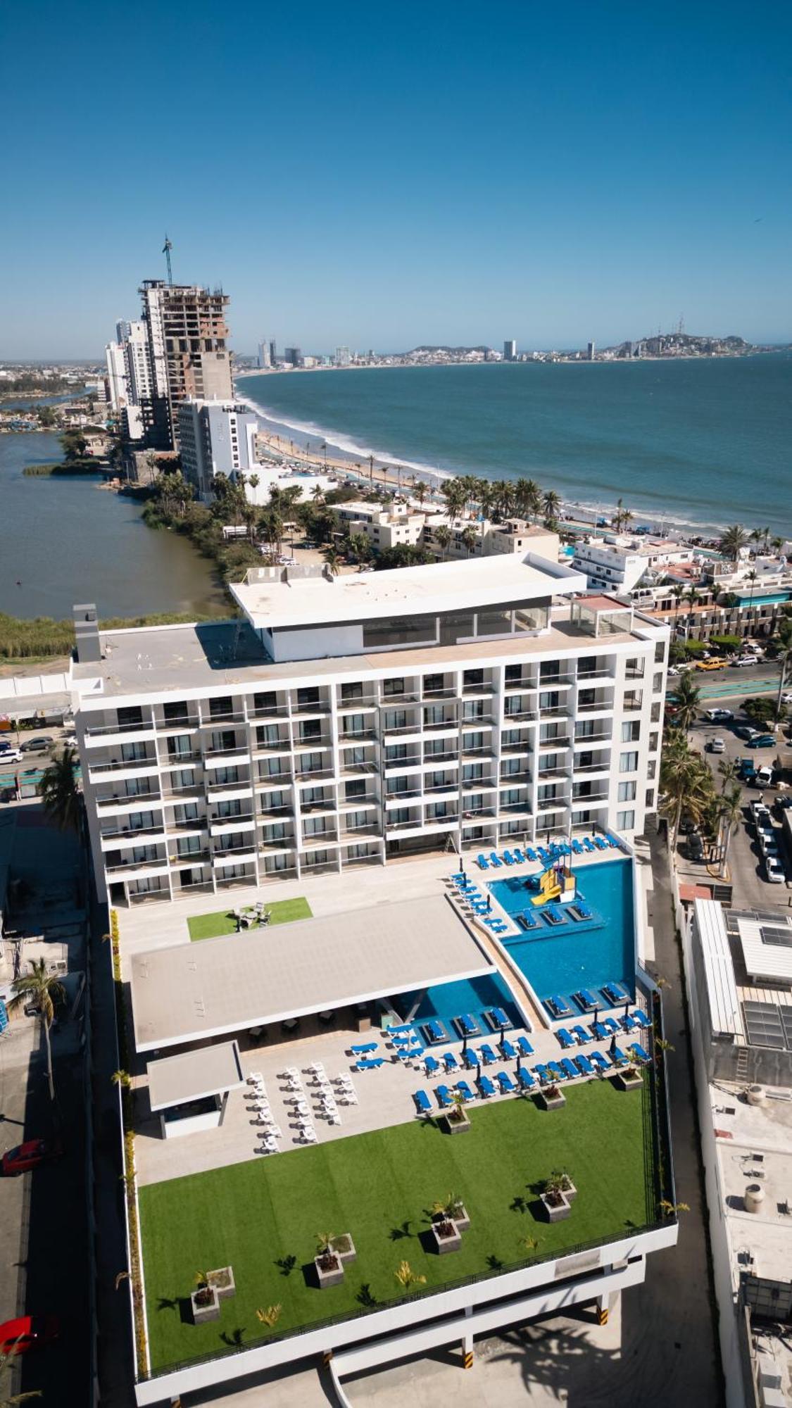 High Garden Grand Hotel Mazatlan Bagian luar foto